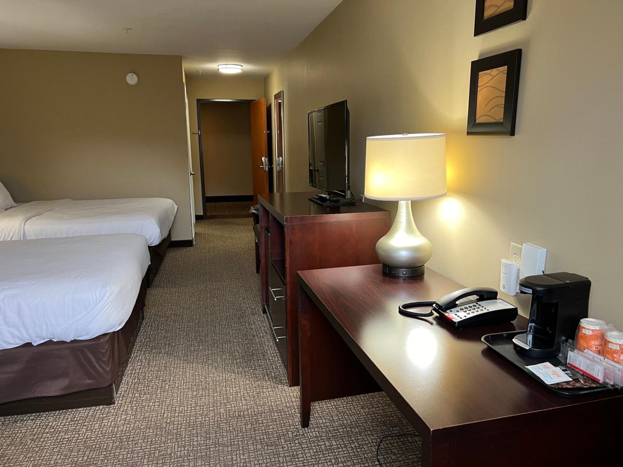 Days Inn & Suites By Wyndham Manheim Lebanon Ngoại thất bức ảnh